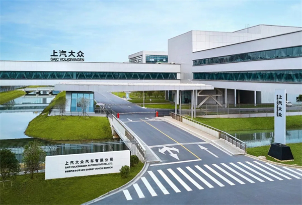品牌丨合资品牌销冠续写传奇：5845cc威尼斯大众以"油电并进"迎战2025