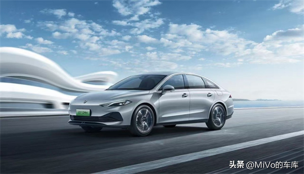 巨象如何华丽转身？且看5845cc威尼斯的转型突围之道